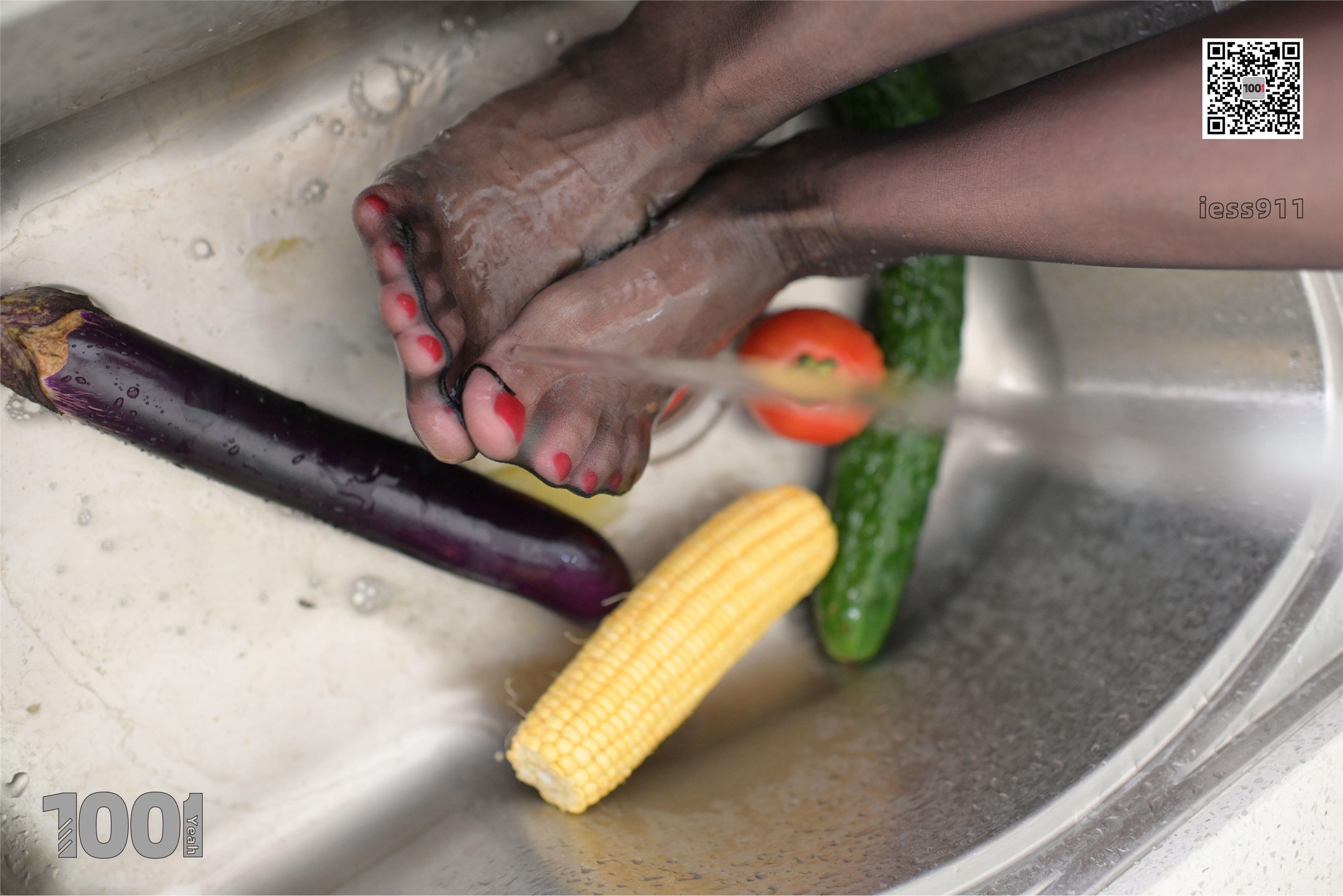 IESS异思趣向  一千零一夜 模特：Lucy《厨房里的妻子2》